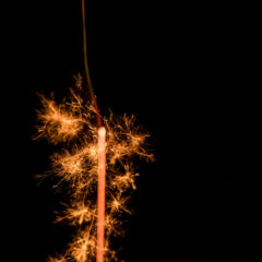 映画「火花」は、夢を追い続けたけど諦めた人達全てを救う鎮魂歌