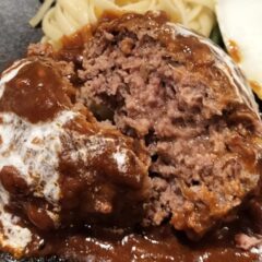 本所吾妻橋駅の近くで絶品ハンバーグ！洋食の名店「モンブラン」でロシアハンバーグを堪能