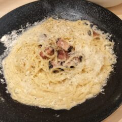 「麦と卵 川崎アゼリア店」でカルボナーラ！京急川崎駅とJR川崎駅を繋ぐ地下街にて