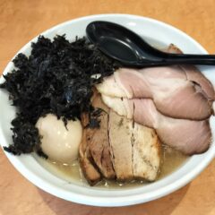 天下一品ファンにもオススメ！千葉県船橋市「ド豚骨 貫」で絶品の濃厚豚骨ラーメン