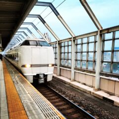 大垣ダッシュをして米原まで行くのがしんどい！特急しらさぎの快適シートで座って米原駅に行く方法